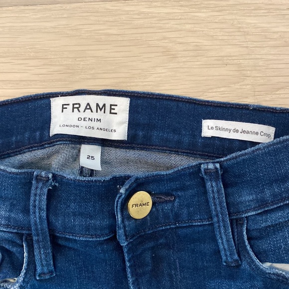 FRAME Jeans - Picture 2 of 3